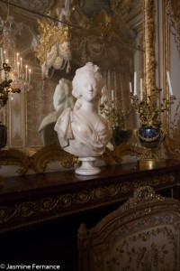 A bust of Marie Antoinette