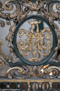 Marie Antoinette's initials in the balustrade